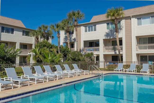 Foto del edificio - 8130 A1A S