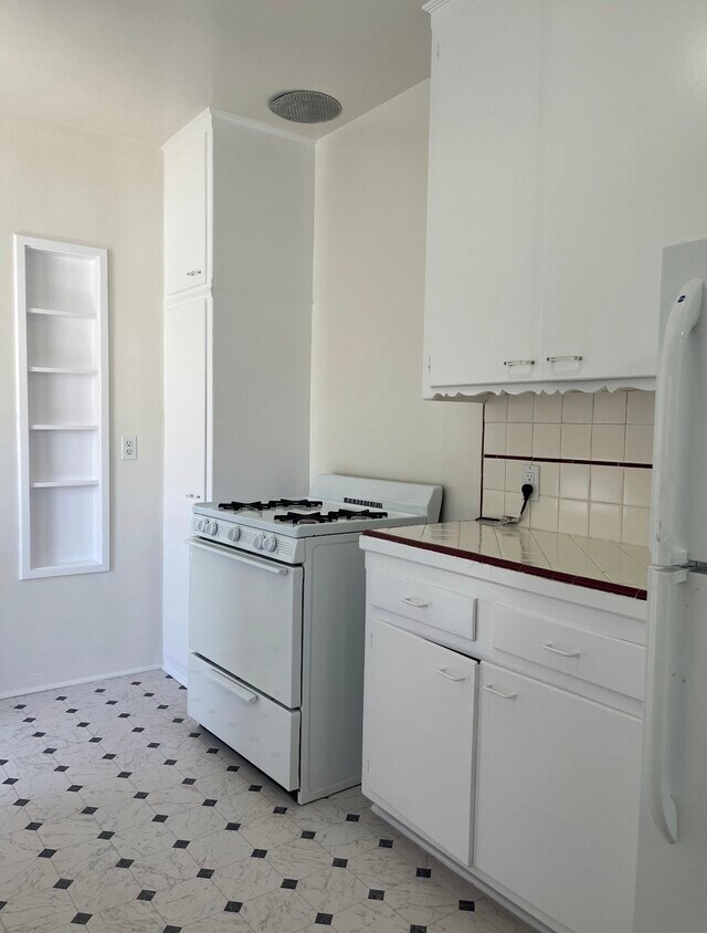 Foto del edificio - 918 S Averill Ave