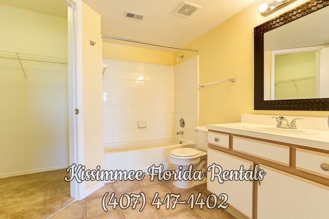 Foto del edificio - Beautiful 2nd floor Condo with 2 bedrooms ...