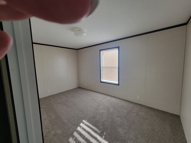 Building Photo - 1794 Green Valley Dr