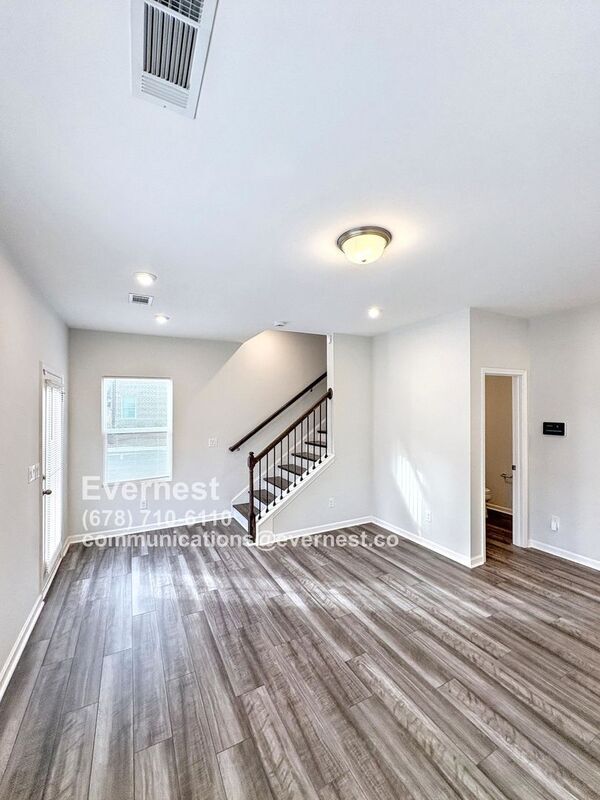 Foto del edificio - 2230 Whistler Wy NE