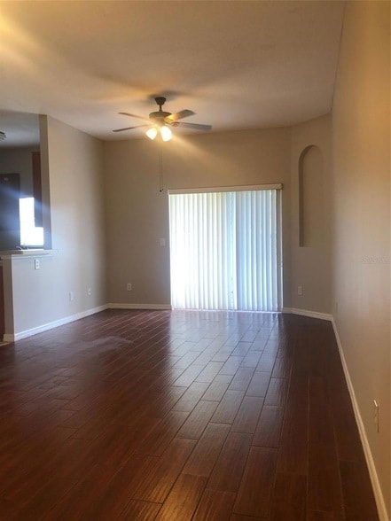 Building Photo - 1841 Retreat View Cir