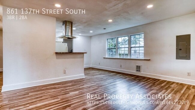 Building Photo - 861 137th St S