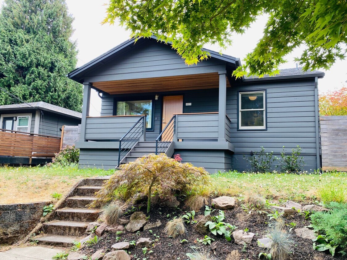 Foto principal - Modern and Crisp throughout-Charmer Bungalow
