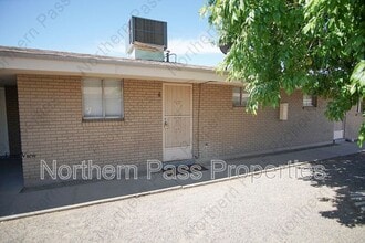 Building Photo - 8608 Lawson St