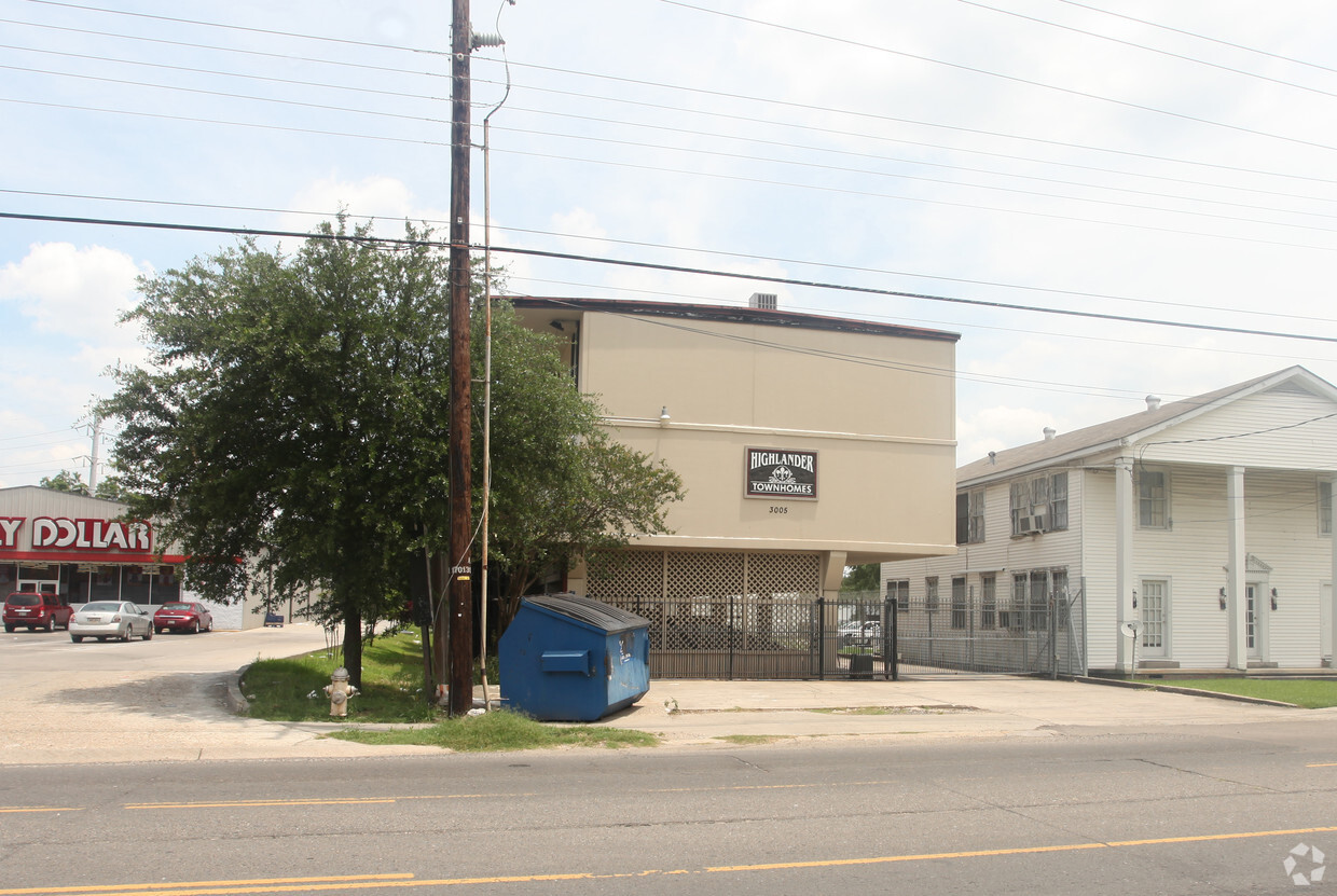 Foto del edificio - 3005 Highland Rd