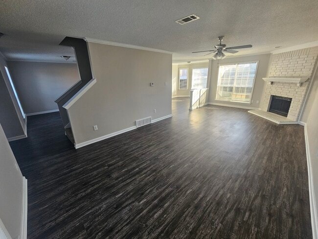 Building Photo - 7684 Mineral Crest Cir N