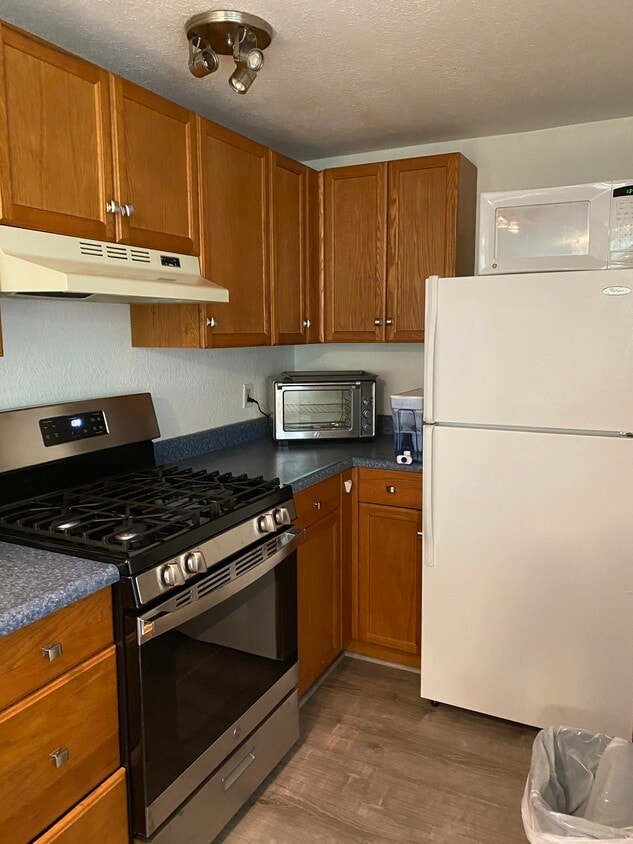 Building Photo - 17747 Cherokee Trl