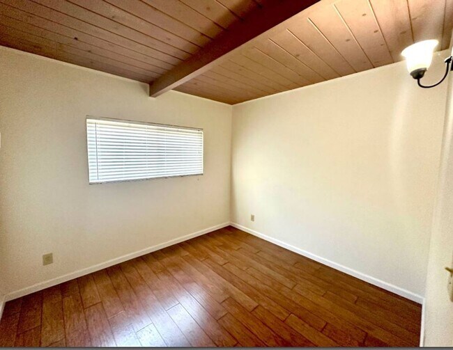 Foto del edificio - 5071 Appian Way