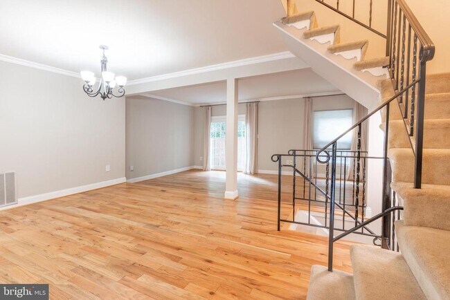 Foto del edificio - 8020 Bethelen Woods Ln