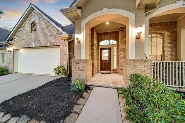 Foto del edificio - 6314 Hidden Alley Dr