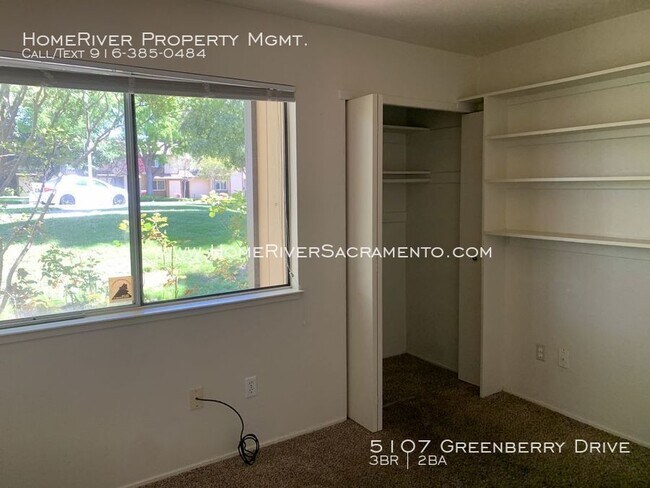 Foto del edificio - 5107 Greenberry Dr