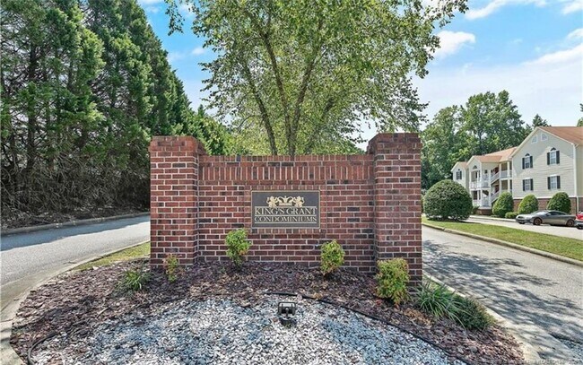 Building Photo - 382 Bubble Creek Ct