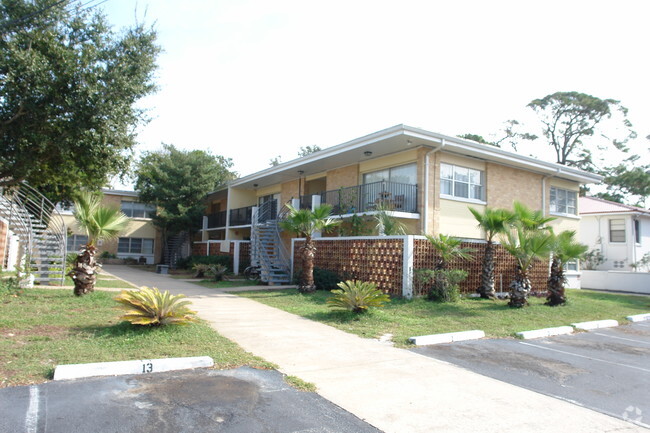 Building Photo - Coconut Palms