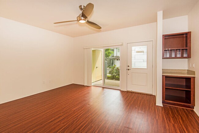 Building Photo - 458 Manawai St