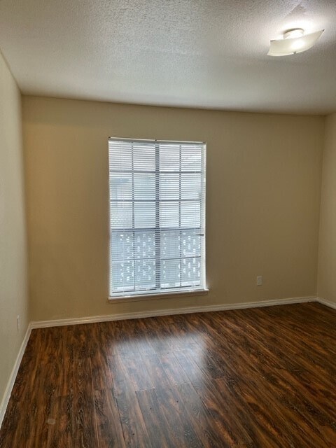 Foto del edificio - 12500 Sandpiper Dr