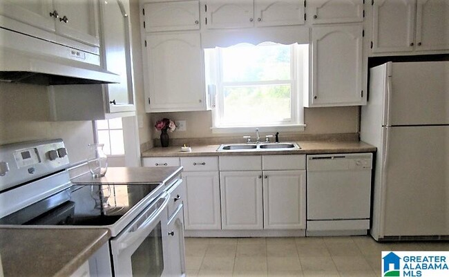 Building Photo - 4037 Crosshaven Dr