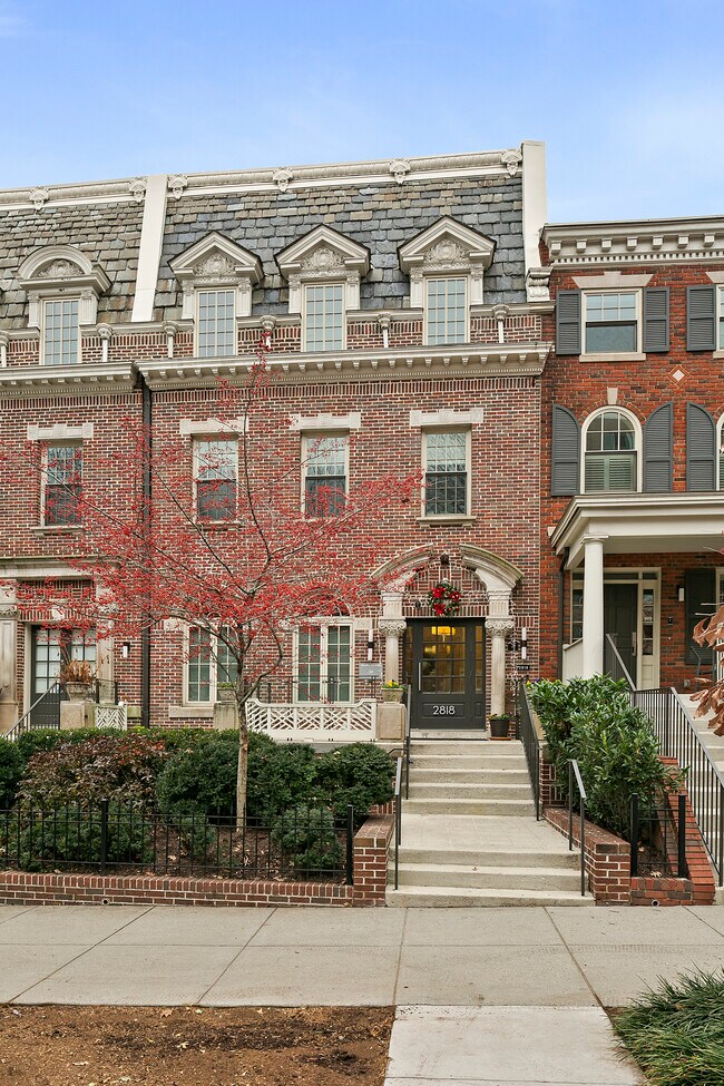 Building Photo - 2818 Connecticut Ave NW