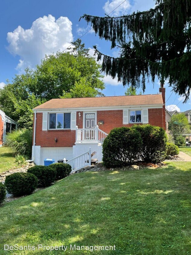 Primary Photo - 2 br, 1 bath House - 4 Elm Drive
