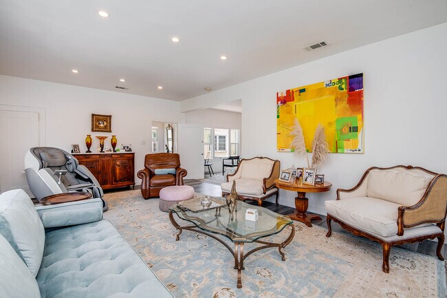 Foto del edificio - 1036 Hi Point St