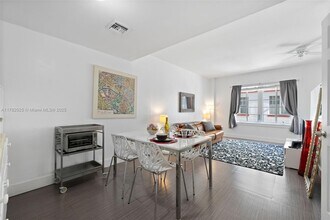 Building Photo - 530 Ocean Dr