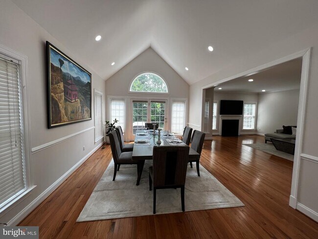 Foto del edificio - 25622 Creek Run Terrace