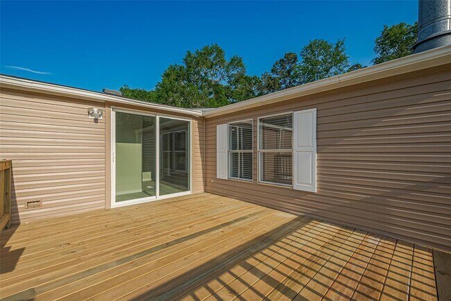 Foto del edificio - 8856 Greenwood Dr