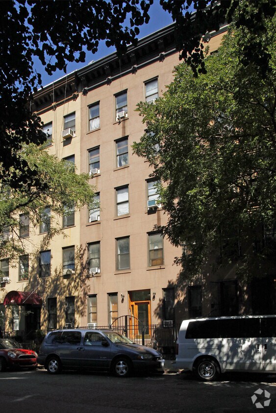 Foto principal - 449 W 48th St