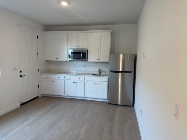 Foto del edificio - 10923 Breezewood Way