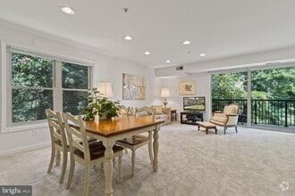 Building Photo - 1138 Cove Rd