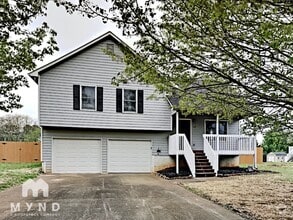 Building Photo - 230 Woodbridge Dr