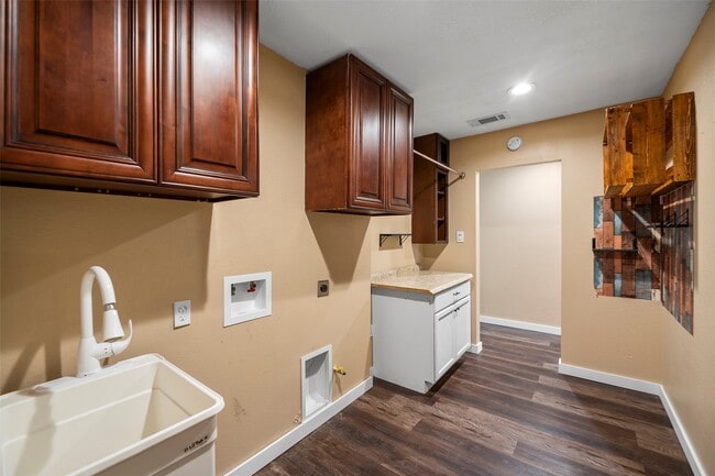 Building Photo - 13114 Pantano Dr