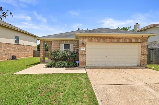 Foto del edificio - 808 N Creek Blvd