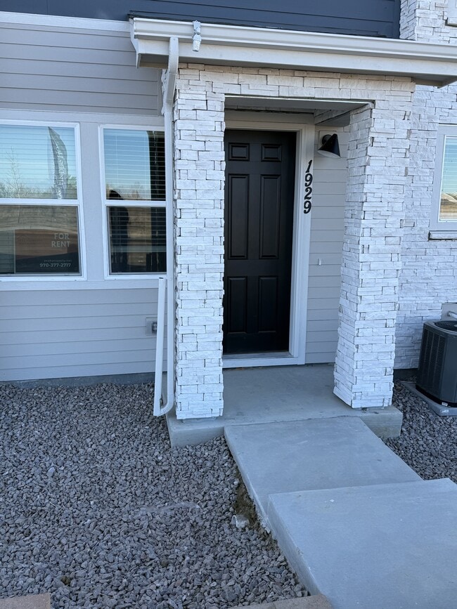 Foto del edificio - 1929 Zephyr Rd