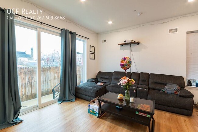 Foto del edificio - Modern Brewerytown Apartment