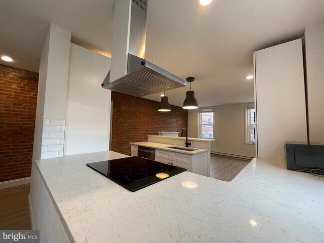 Foto del edificio - 900 N 29th St