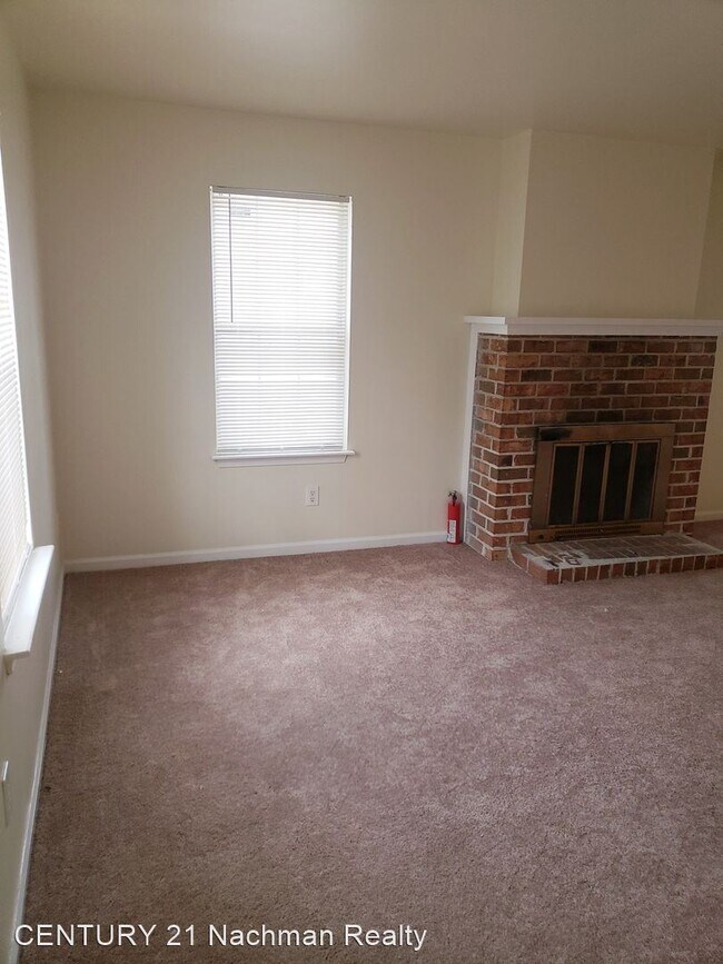 Foto del edificio - 4 br, 2.5 bath House - 1045 Old Denbigh Bo...