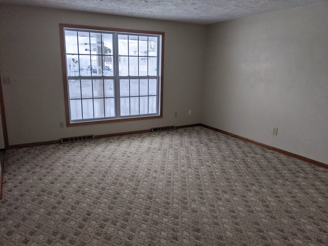 Bedroom #1 - 1172 Yuma Cir NE