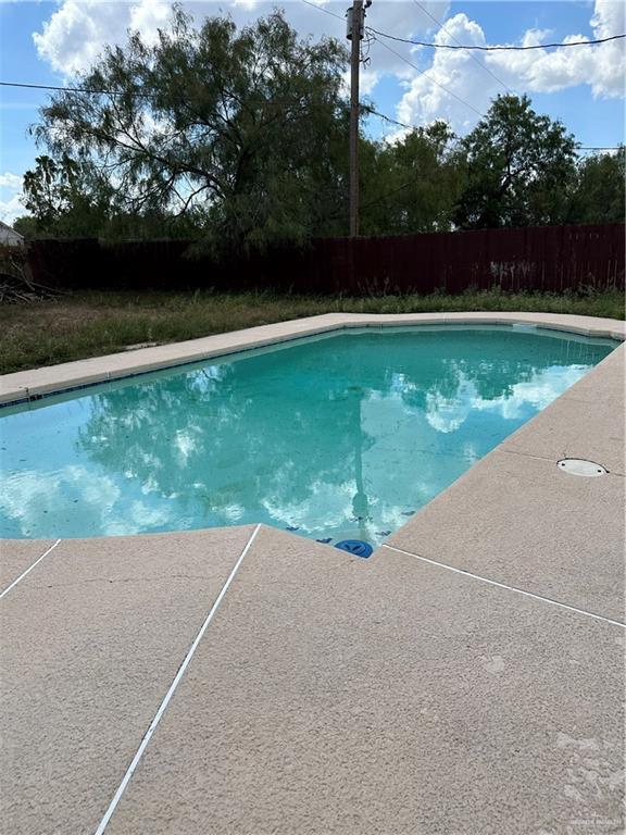 Foto del edificio - 35 Floresta St