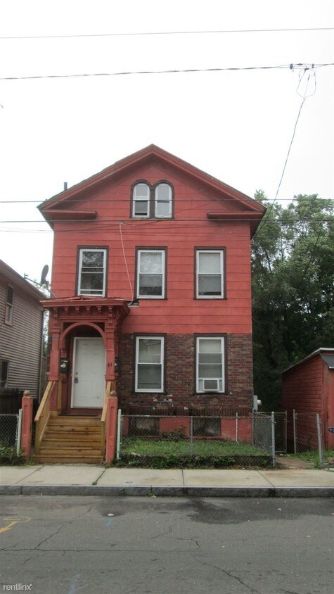 Primary Photo - 91 Adeline St