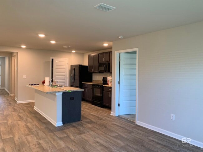 Building Photo - 17874 Lewis Smith Dr