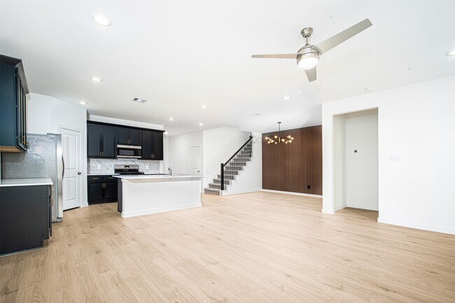 Foto del edificio - 30614 Brixton Village St