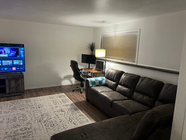 Foto del edificio - 1580 Galway Ct