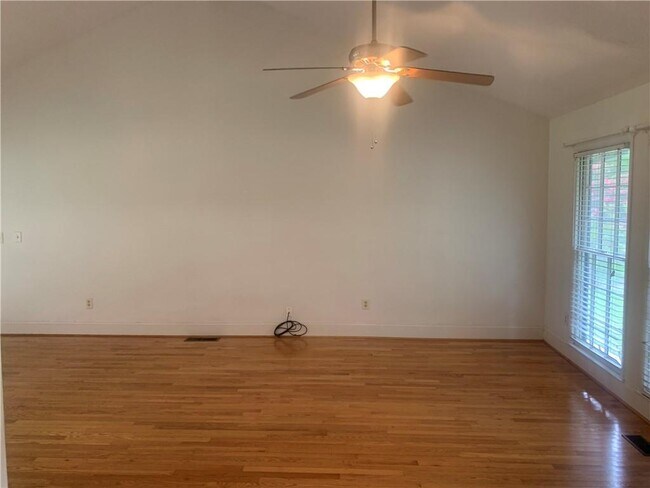 Foto del edificio - 1011 Berkeley Dr