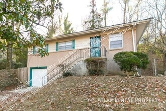 Building Photo - 636 Biscayne Dr
