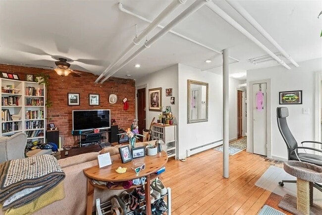 Photo - 388 Arborway Apartment