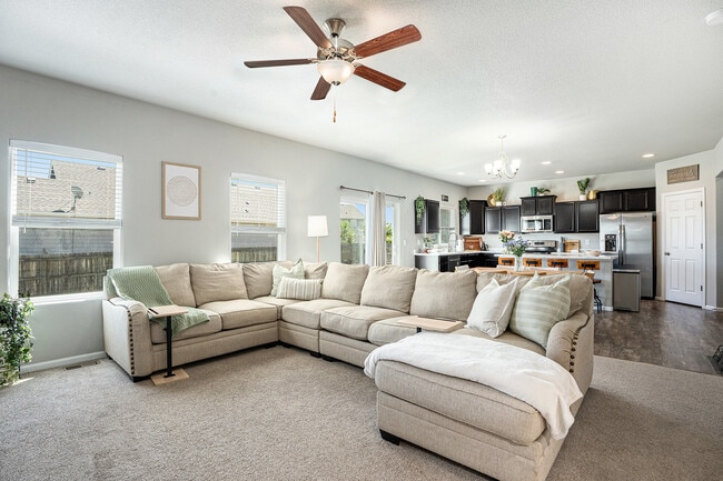 Building Photo - 6915 Mandan Dr