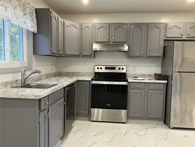 Foto del edificio - 46 Sienna Dr