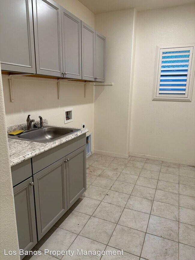 Building Photo - 2 br, 2 bath House - 541 Betten Court