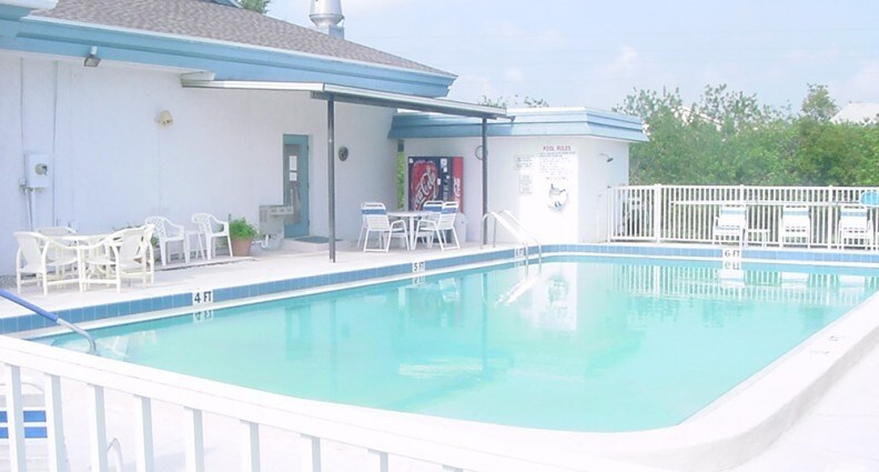 Pool - Windmill Manor